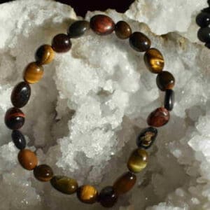 Bracelet 3 yeux perles galets