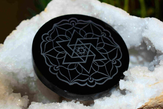 Plateau Mandala Obsidienne noire 7cm
