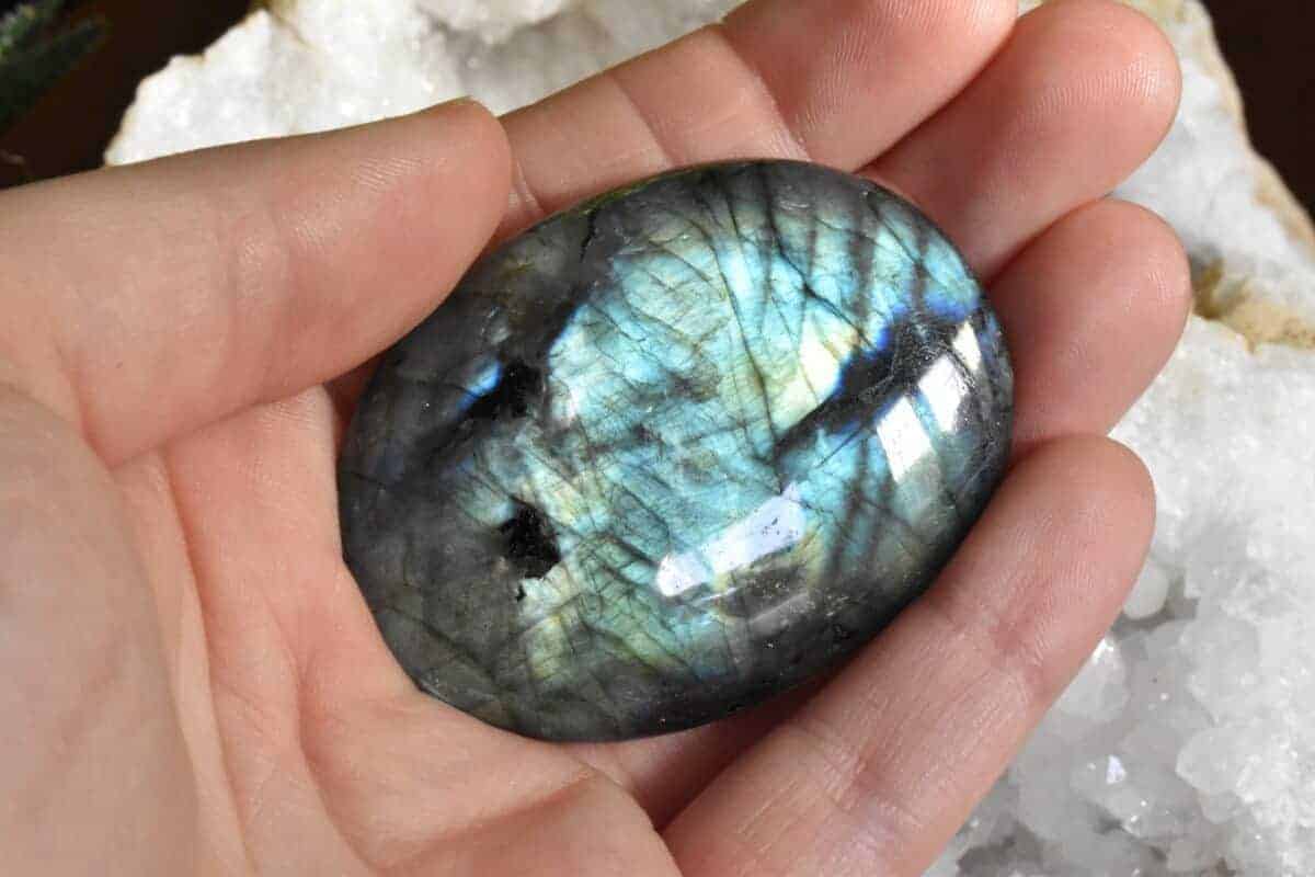 Galet Labradorite Qualité AAA 41g