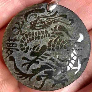 Pendentif Dragon Obsidienne dorée