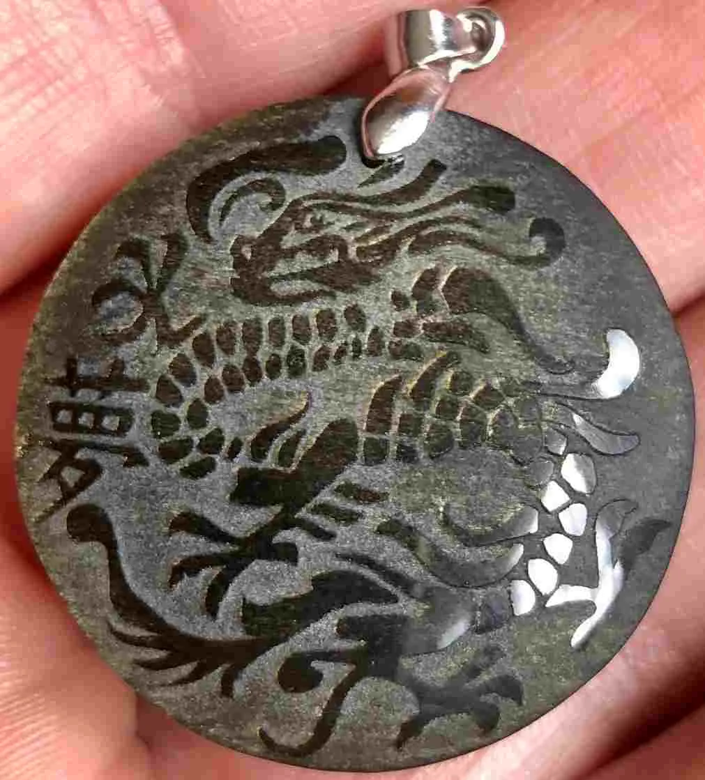 Pendentif Dragon Obsidienne dorée